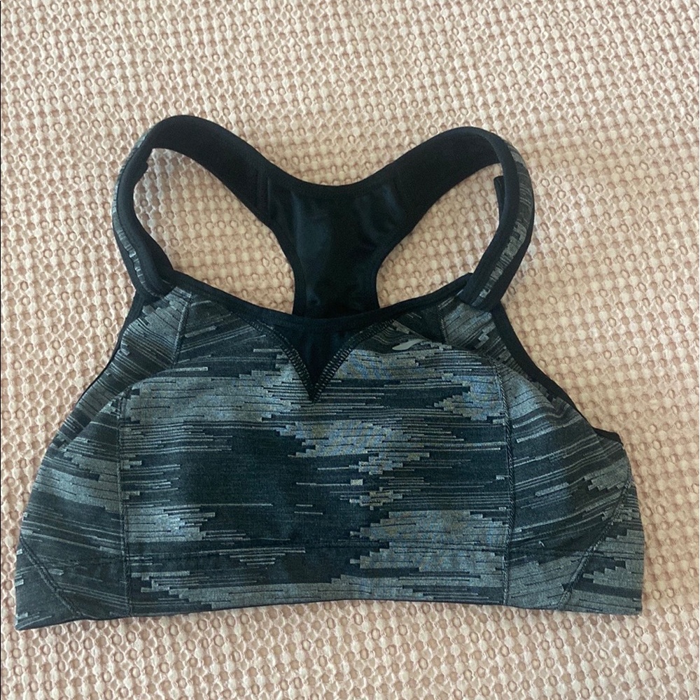 Brooks 36B Sports Bra